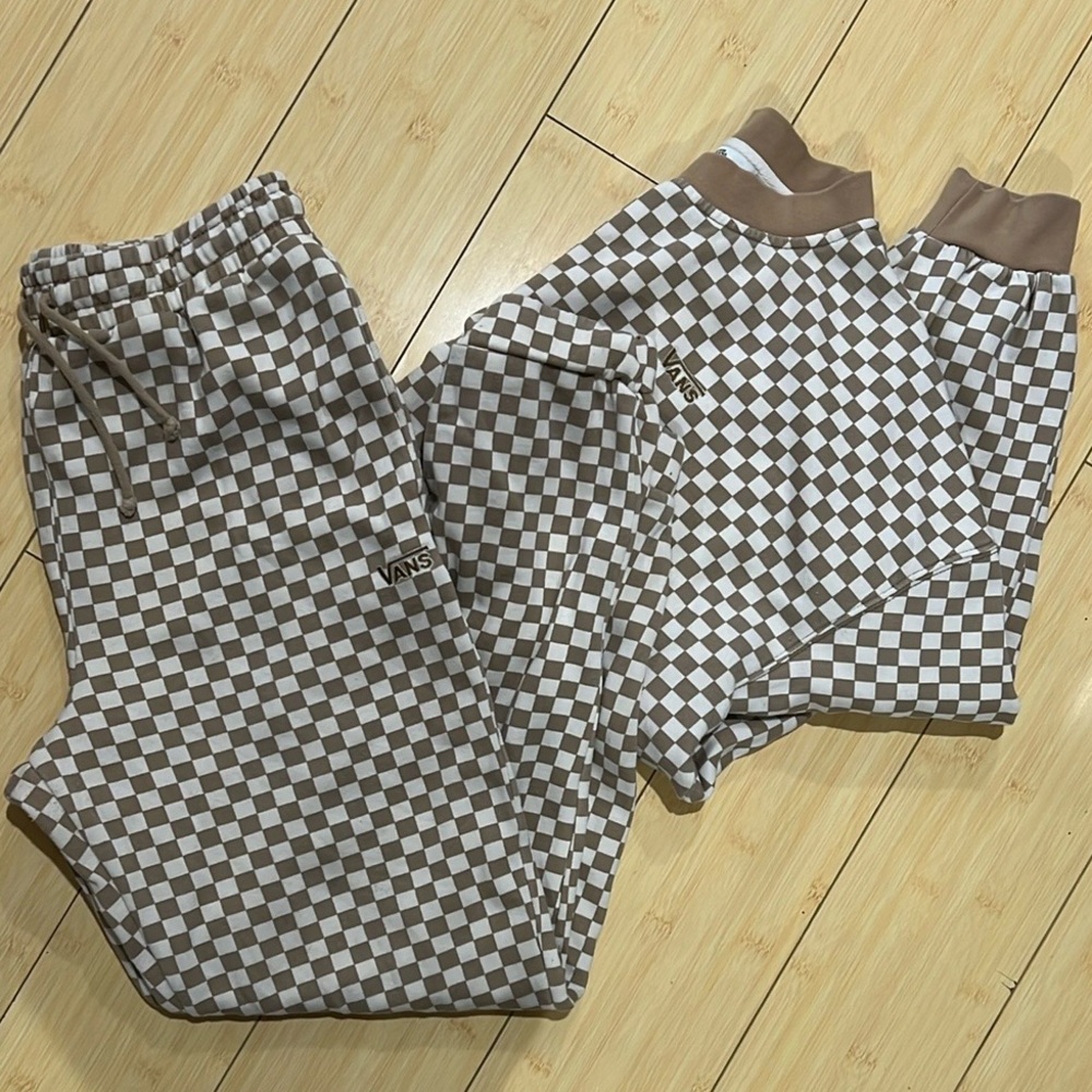 Vans Brown and White Checkered Loungewear Set